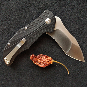 Brous Blades The Serrated R Flipper Satin Limited Edition