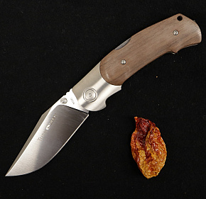 Viper Turn M390 Walnut Handle