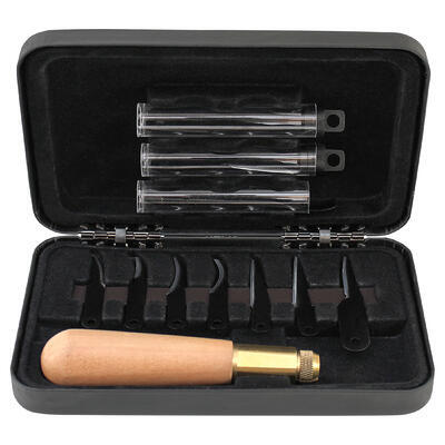 Uncle Henry Deluxe Wood Carving Set - 3