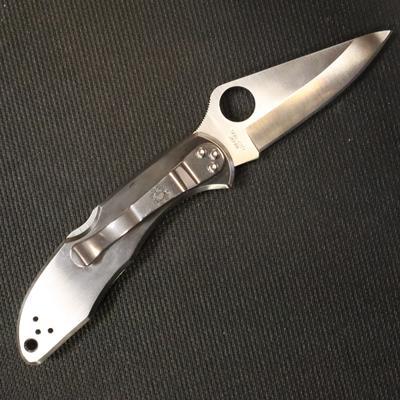 Spyderco Delica Custom Jewelry Collection Jet and Mother of Pearl - 3